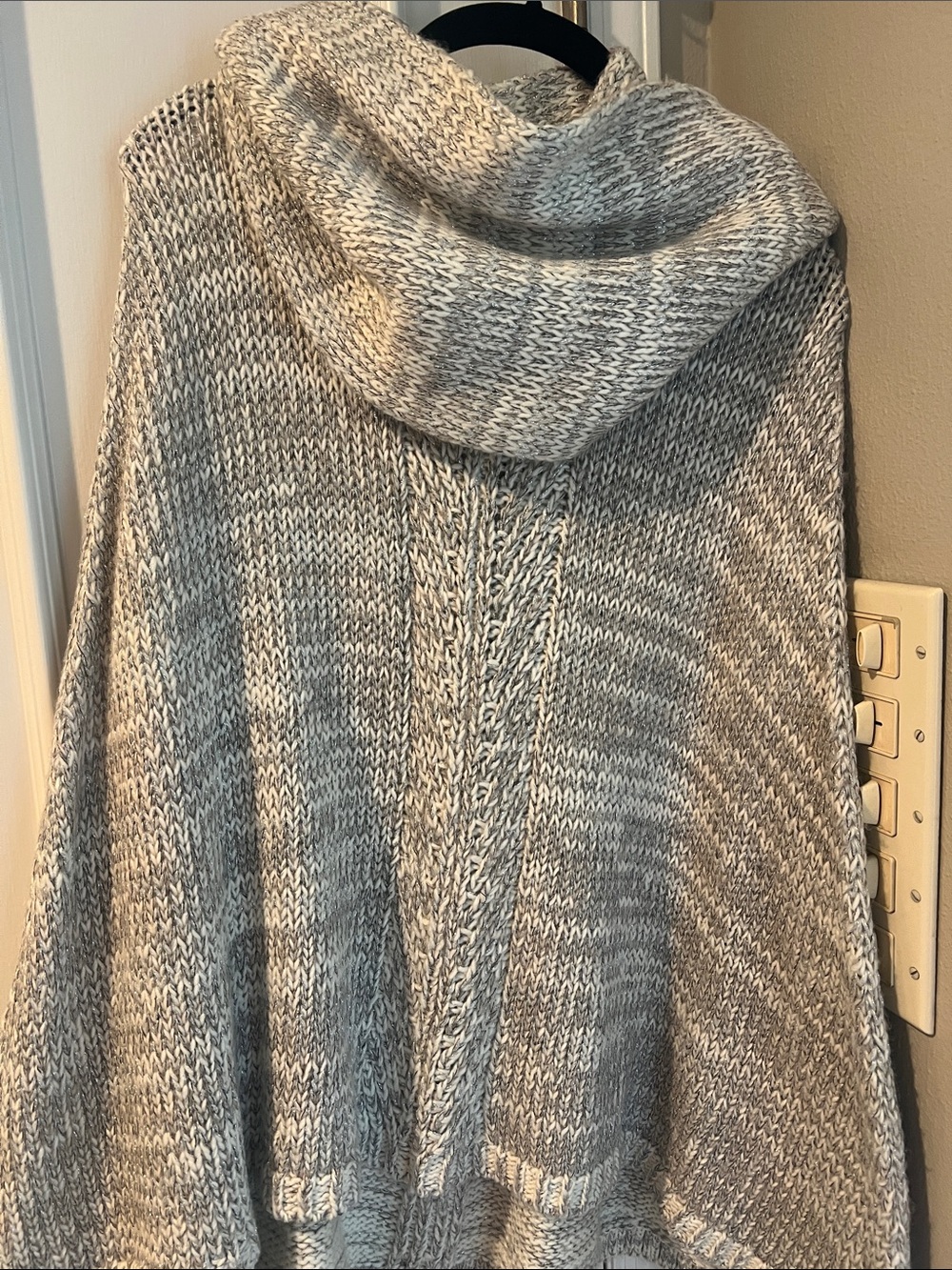 WHBM size XS Neutral Taupe/Cream Shimmering sweater/ Poncho with removable scarf